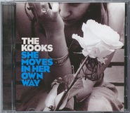 The Kooks - She Moves In Her Way CD2